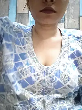 Snapshot of cute_IndianBabe chatting on July 16, 1:11 am cute IndianBabe online show from July 16, 1:11 am