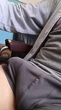 Snapshot of Andre16c chatting on February 27, 2:17 pm Andre16c online show from February 27, 2:17 pm