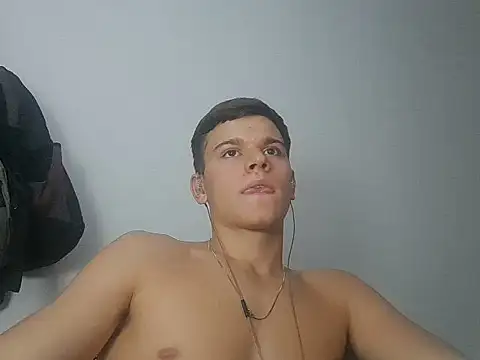 vitorsafado19 online show from February 23, 4:50 am