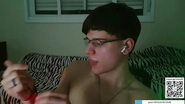 vitorsafado19 online show from October 22, 1:28 am