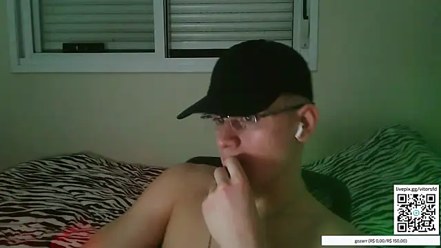 vitorsafado19 online show from October 27, 1:31 am