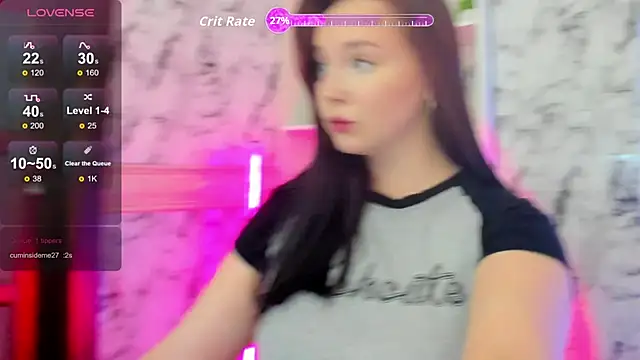 Snapshot of maya_suun chatting on September 28, 1:22 am maya suun online show from September 28, 1:22 am