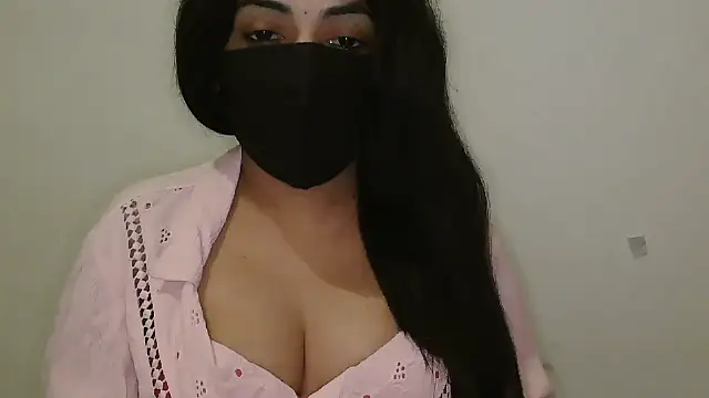 Snapshot of Reddy_Trisha chatting on March 11, 10:16 pm Reddy Trisha online show from March 11, 10:16 pm