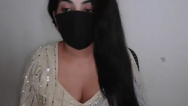 Snapshot of Reddy_Trisha chatting on April 6, 7:53 am Reddy Trisha online show from April 6, 7:53 am