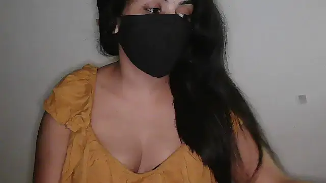 Snapshot of Reddy_Trisha chatting on April 6, 7:59 pm Reddy Trisha online show from April 6, 7:59 pm