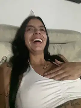 Snapshot of Madeline_Cooper08 chatting on February 22, 3:18 am Madeline Cooper08 online show from February 22, 3:18 am