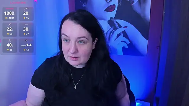 Snapshot of QueenOfHaze chatting on January 13, 6:51 am QueenOfHaze online show from January 13, 6:51 am