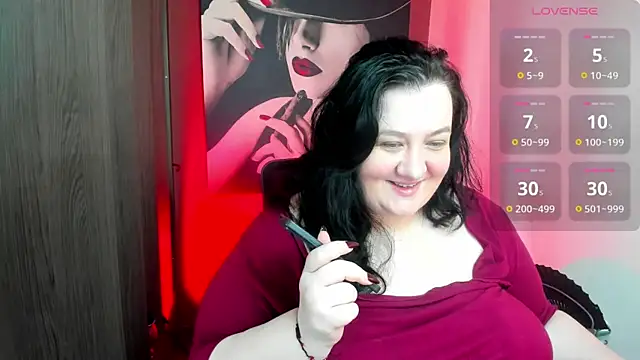 QueenOfHaze online show from July 3, 8:54 am