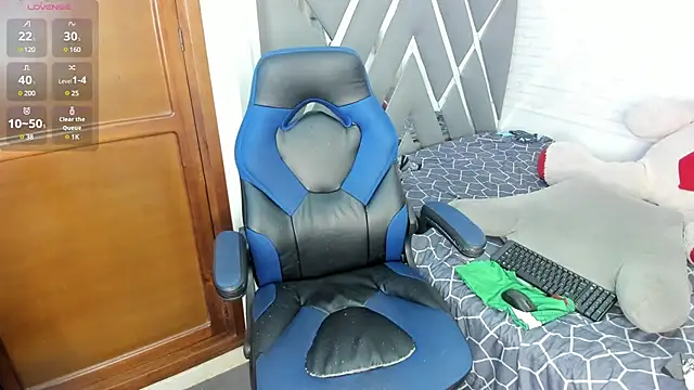 Snapshot of Amberr1 chatting on February 9, 6:26 pm Amberr1 online show from February 9, 6:26 pm