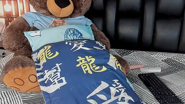 Snapshot of Amberr1 chatting on March 19, 6:34 pm Amberr1 online show from March 19, 6:34 pm