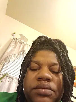 Big BodyDee online show from November 17, 1:55 am