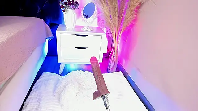 aniie west online show from September 23, 1:58 pm