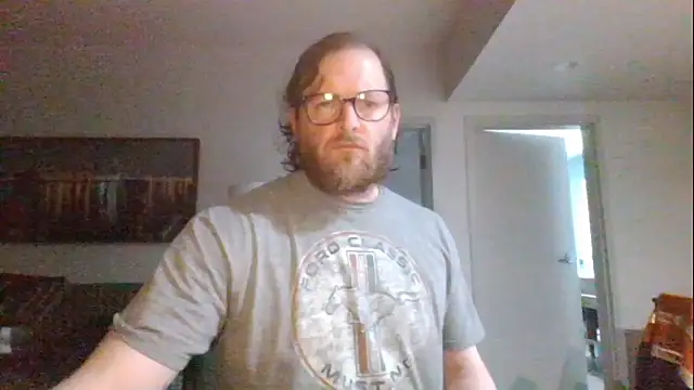 Snapshot of rrunner7718 chatting on March 18, 5:52 am rrunner7718 online show from March 18, 5:52 am