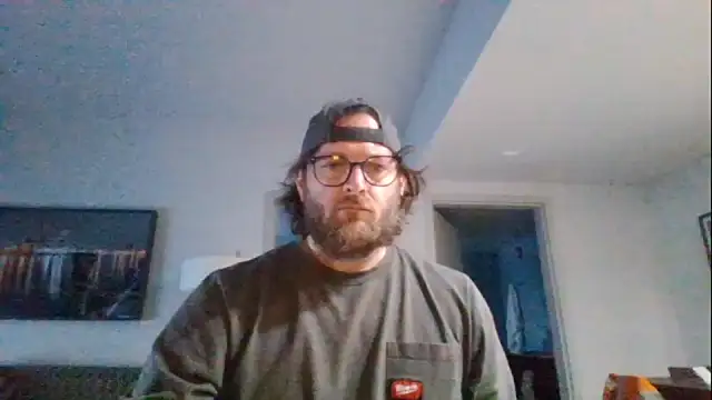 Snapshot of rrunner7718 chatting on March 18, 2:04 pm rrunner7718 online show from March 18, 2:04 pm