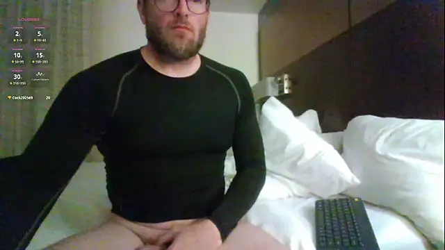 Snapshot of rrunner7718 chatting on September 13, 5:29 am rrunner7718 online show from September 13, 5:29 am