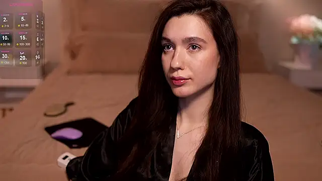 justbarbiee online show from March 13, 3:39 pm