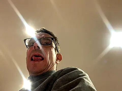 Kenhornu online show from November 24, 5:01 pm