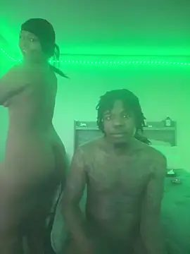 squirmxx10 online show from March 1, 12:45 am