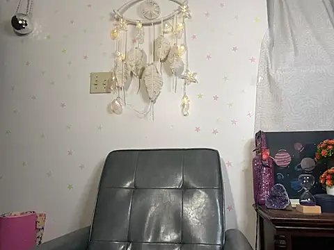 desiiiinigal online show from February 20, 7:03 pm