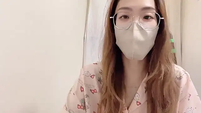 Snapshot of Chu1314 chatting on September 28, 3:17 pm Chu1314 online show from September 28, 3:17 pm