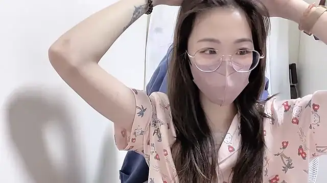 Snapshot of Chu1314 chatting on November 29, 3:37 pm Chu1314 online show from November 29, 3:37 pm