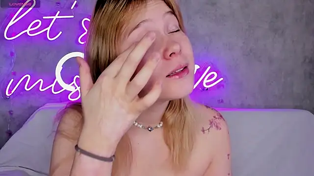 Amy Kimberlly online show from September 24, 11:52 pm