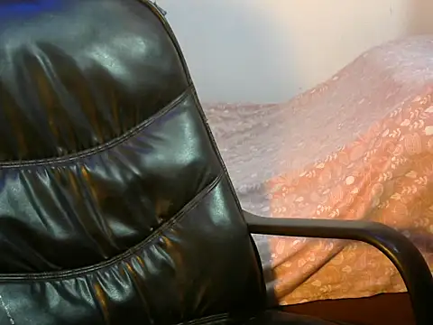 shutup  online show from February 7, 4:03 pm