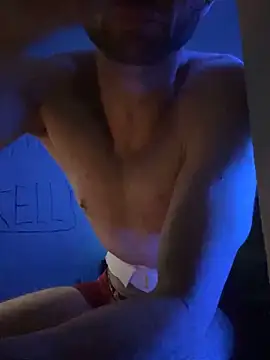 sexyhotstud12 online show from March 18, 7:19 am