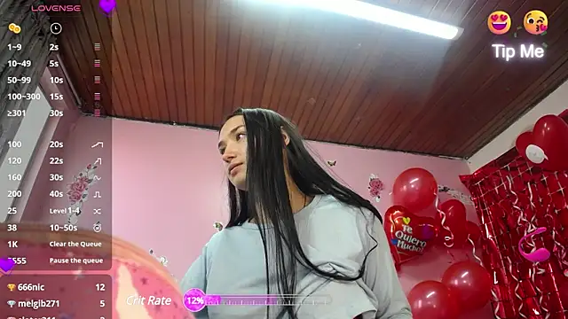 Snapshot of Sofii_cutee chatting on February 14, 12:36 pm Sofii cutee online show from February 14, 12:36 pm