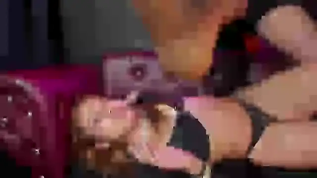 Snapshot of Nikki_and_Mayk chatting on February 9, 6:01 am Nikki and Mayk online show from February 9, 6:01 am