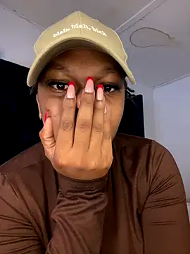 Boneca25 online show from October 19, 6:14 am