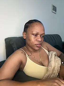Boneca25 online show from May 27, 10:18 pm