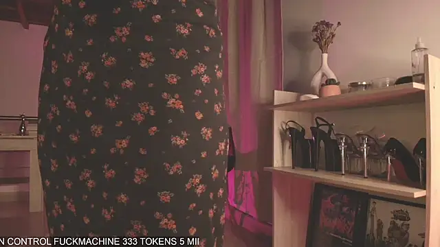 Mara Santoro online show from March 22, 12:49 am