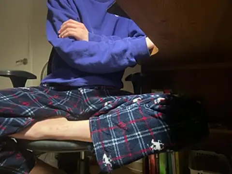 Phil 6677 online show from March 10, 4:56 pm