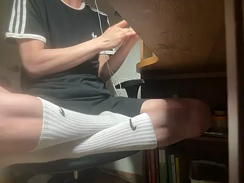 Phil 6677 online show from May 11, 4:15 pm