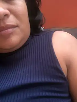 indiazinha69  online show from February 19, 12:12 pm