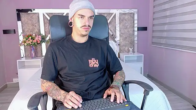 kaletattoo online show from December 4, 11:08 am