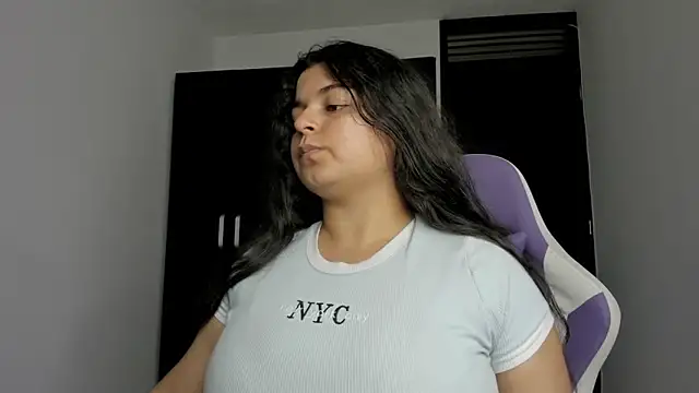 Little Shaara online show from January 28, 9:40 pm