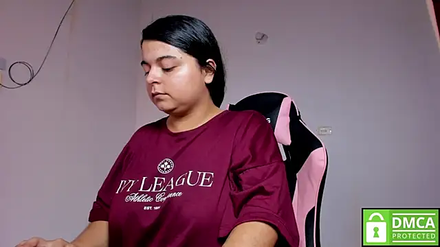 Little Shaara online show from November 4, 8:08 pm