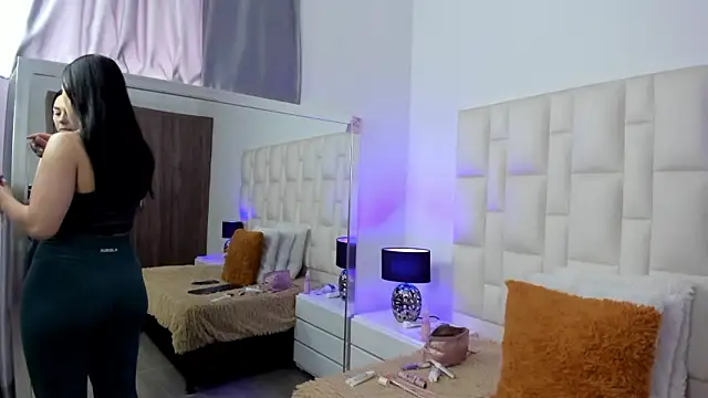 Ariana rouse online show from February 23, 4:15 pm