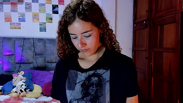 Isangel  online show from April 17, 4:04 am