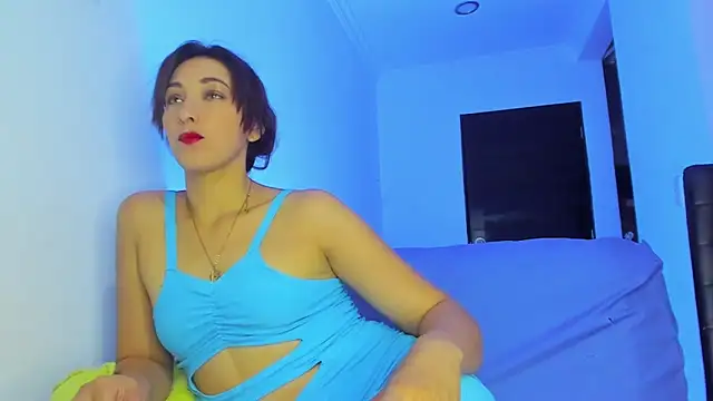 Snapshot of vicky__skinny_1 chatting on March 14, 11:34 am vicky skinny 1 online show from March 14, 11:34 am