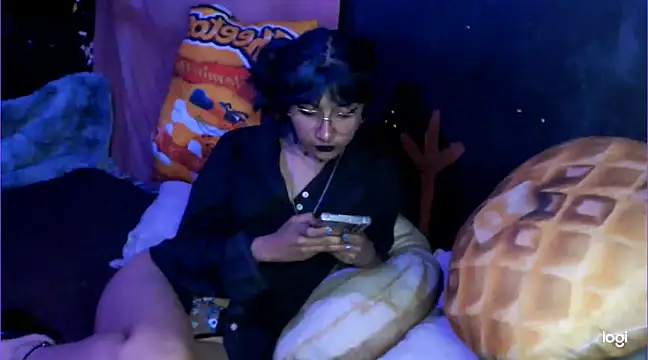 Sharkyu1 online show from March 6, 3:13 am