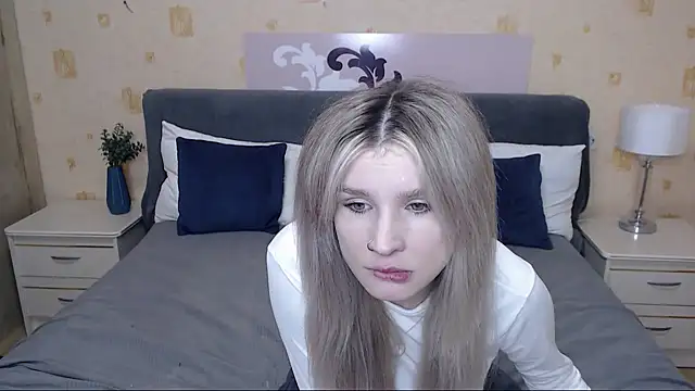 Chloe Addison online show from September 18, 8:11 pm