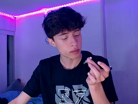 Juanmres online show from January 11, 6:24 pm