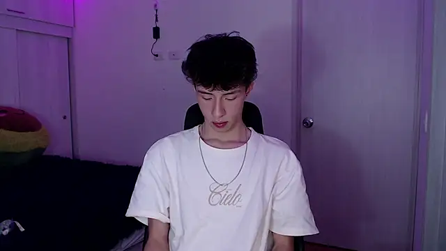 Juanmres online show from April 7, 11:26 pm