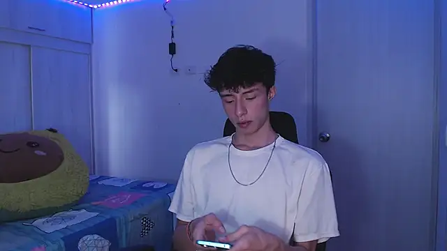 Juanmres online show from April 24, 7:49 pm