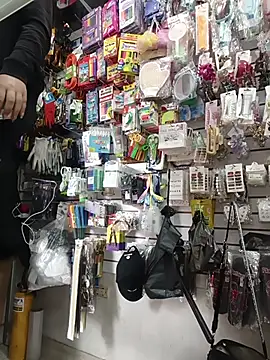 Vale Saenzz online show from October 15, 5:13 pm