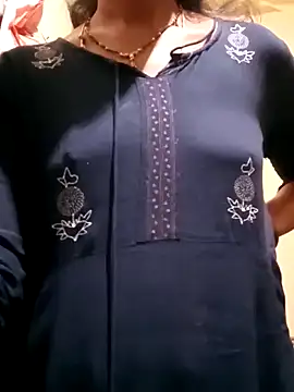 Snapshot of TeluguammayiMahi chatting on February 16, 4:42 am TeluguammayiMahi online show from February 16, 4:42 am