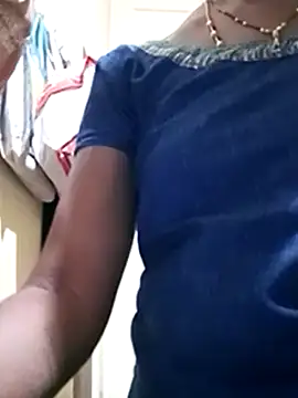 Snapshot of TeluguammayiMahi chatting on March 6, 3:45 pm TeluguammayiMahi online show from March 6, 3:45 pm